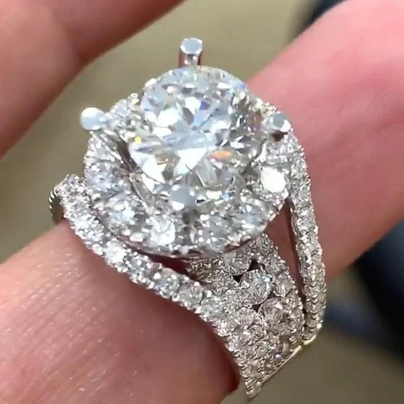 Huitan Women's Rings for Wedding Engagement Accessories Luxury Cubic Zirconia Ring Modern Design Evening Party Lady's Jewelry