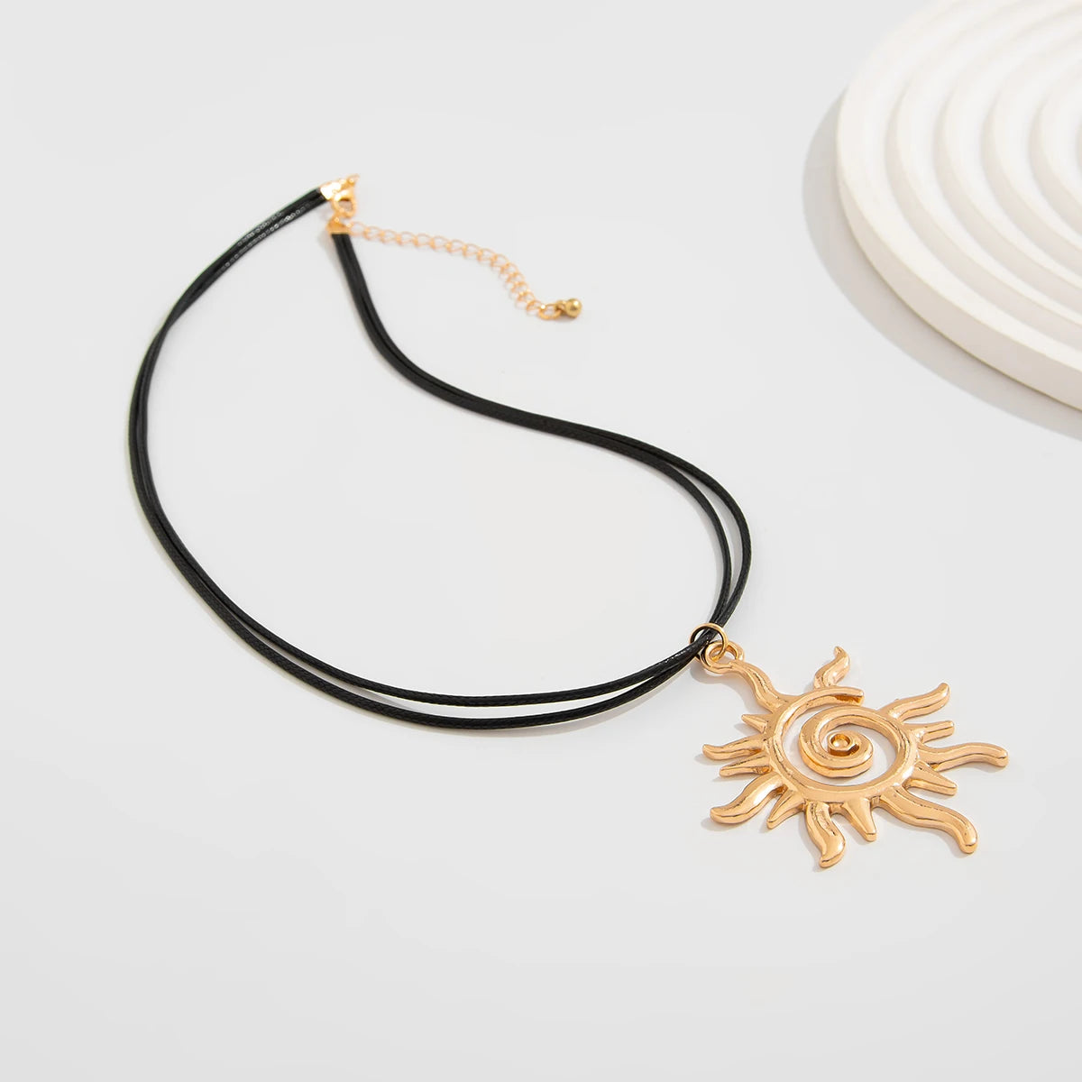 SHIXIN Vintage Spiral Sun Flower Pendant Necklace for Women Bohemia Adjustable Leather Choker Necklace Fashion Neck Jewelry 2025