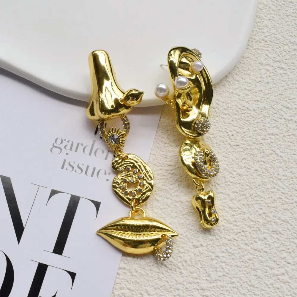 Vintage Exaggerated Irregular Alloy Dangle Earrings for Women Jewelry Baroque Style Party Show Statement Earrings Accessories