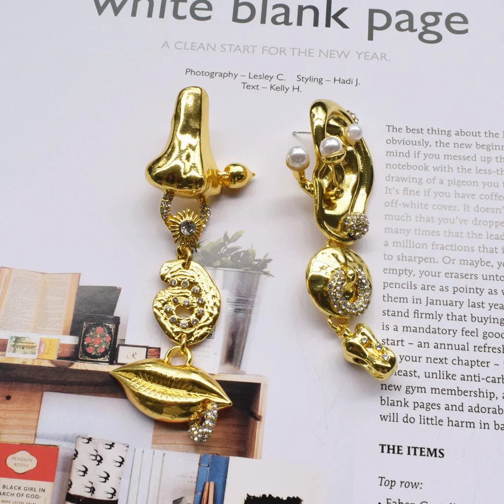 Vintage Exaggerated Irregular Alloy Dangle Earrings for Women Jewelry Baroque Style Party Show Statement Earrings Accessories
