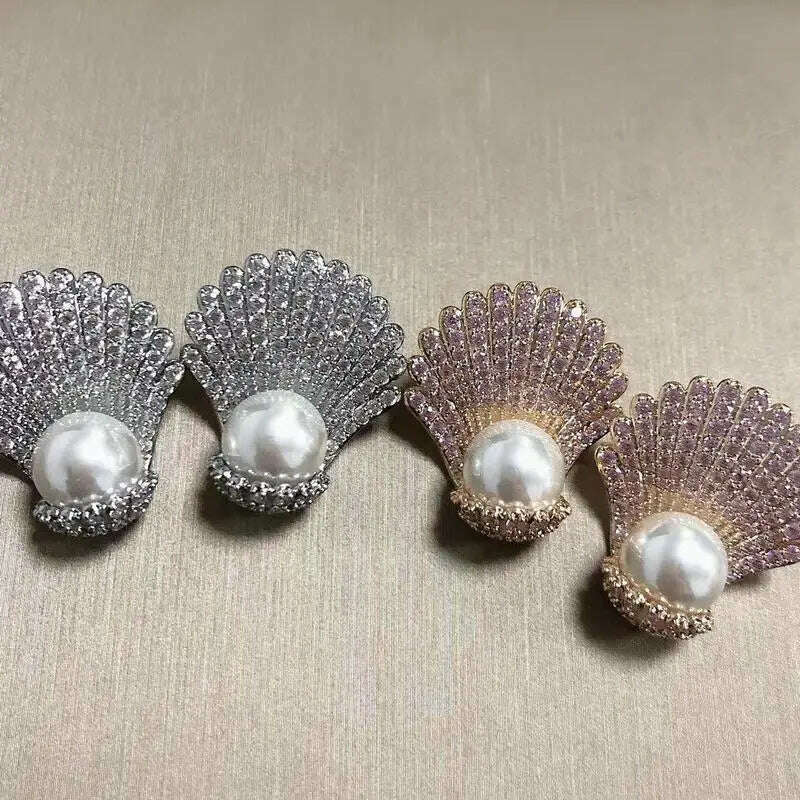 Bilincolor White Pearl Green Clam Shell Earring for Women - KIMLUD