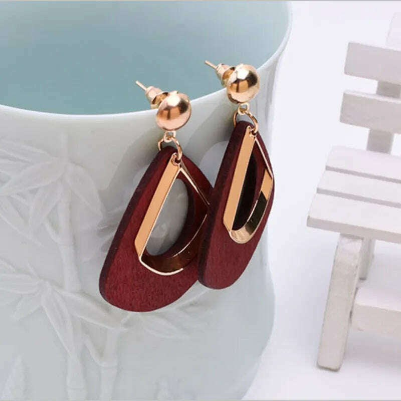 Exquisite Simulated Pearl Stud Earrings Fashion Long Statement Earrings for Womenn Party Wedding Female Jewelry Gift - KIMLUD