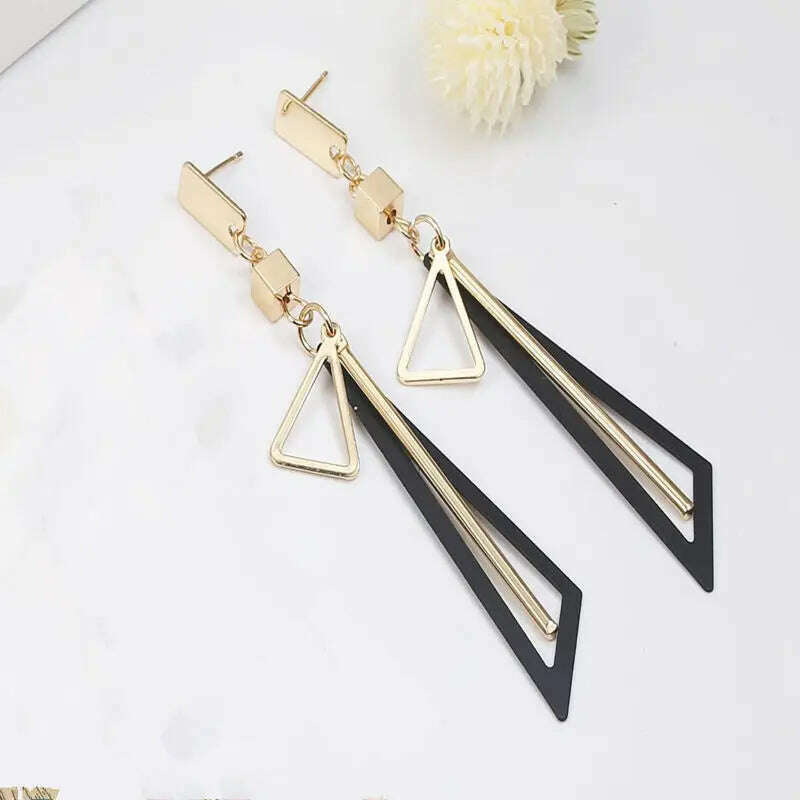 Exquisite Simulated Pearl Stud Earrings Fashion Long Statement Earrings for Womenn Party Wedding Female Jewelry Gift - KIMLUD
