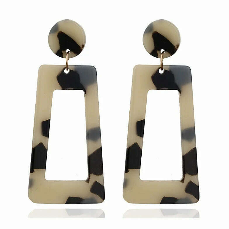 Exquisite Simulated Pearl Stud Earrings Fashion Long Statement Earrings for Womenn Party Wedding Female Jewelry Gift - KIMLUD