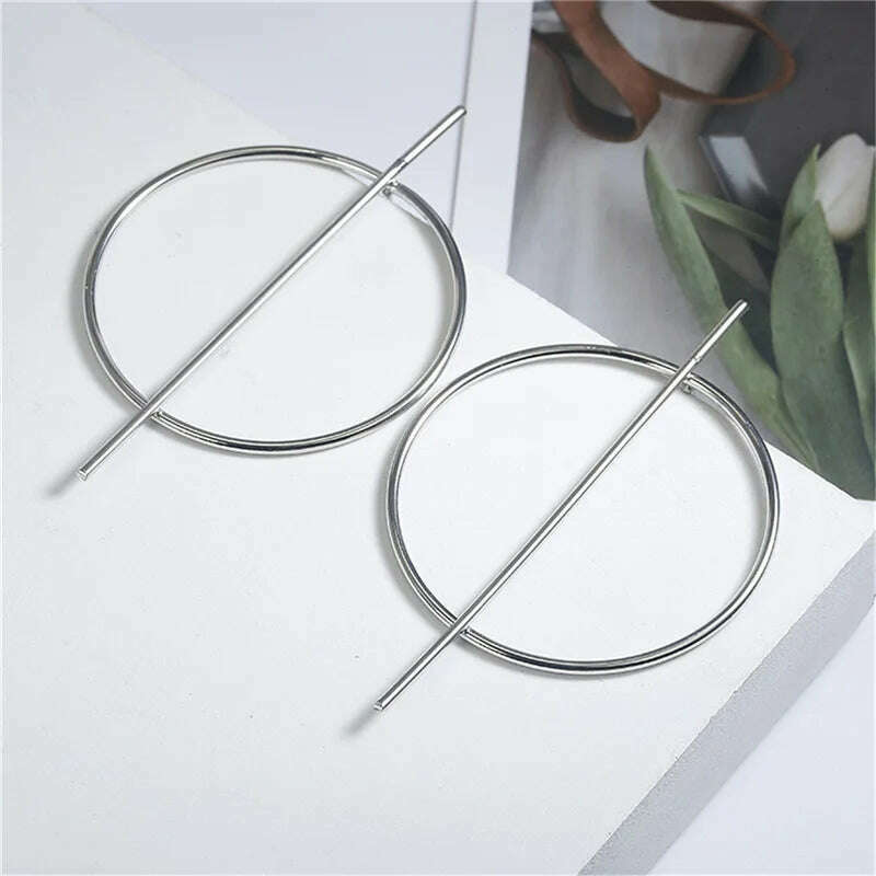 Exquisite Simulated Pearl Stud Earrings Fashion Long Statement Earrings for Womenn Party Wedding Female Jewelry Gift - KIMLUD