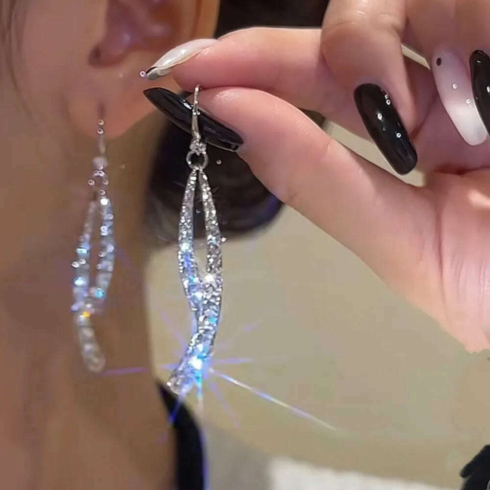 New Crystal Drop Earrings with Bling Bling Cubic Zirconia Temperament Women Earrings High Quality Silver Color Trendy Jewelry - KIMLUD