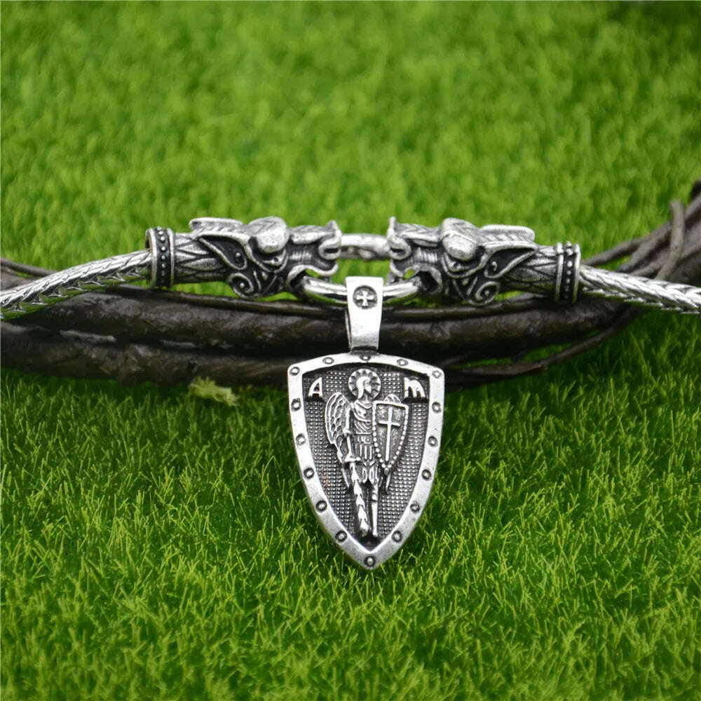 Nostalgia Archangel Michael Protect Us Saint Shield Pendant Wolf Head Amulet Talisman Metal Chain Viking Necklace Accessoires - KIMLUD