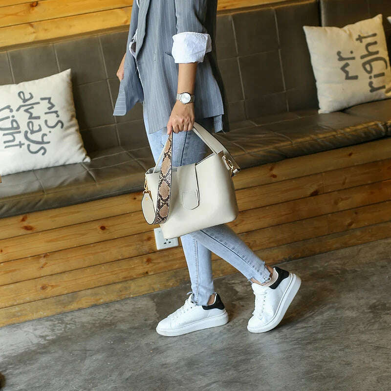 PU leather shoulder bags for woman messenger bags Serpentine wide strap Women bucket bag Composite Handbags bolsa feminina black - KIMLUD