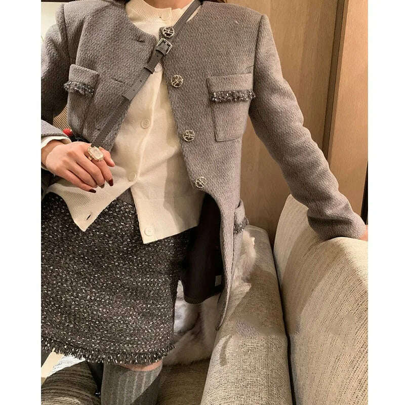 Women Sets O-Neck Waist Retraction Hem Split Coat+Bright Silk A-Line Tasslals Edge Short Skirt Exquisite Two Piece Lady Clothing - KIMLUD