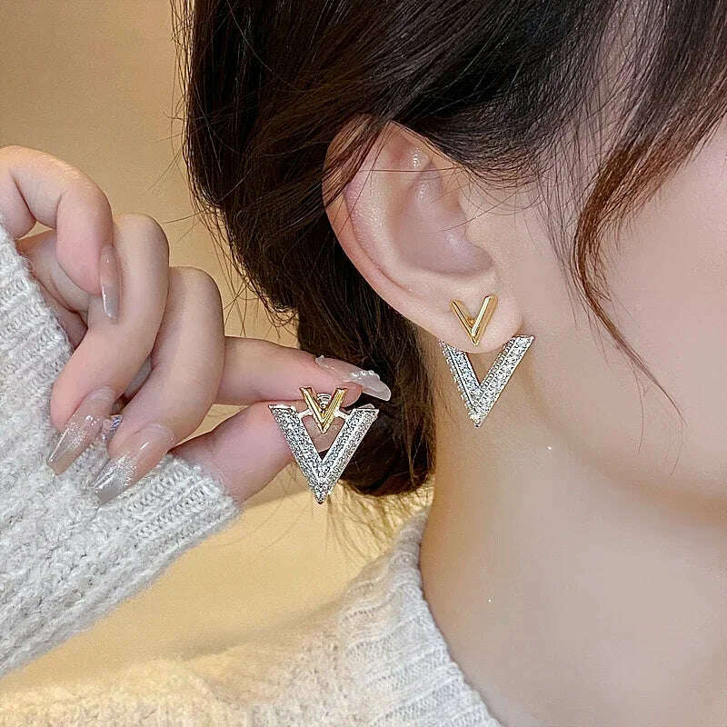 2023 Korea new design fashion jewelry 14K gold plated luxury zircon letter V earrings elegant women's evening party accessories - KIMLUD