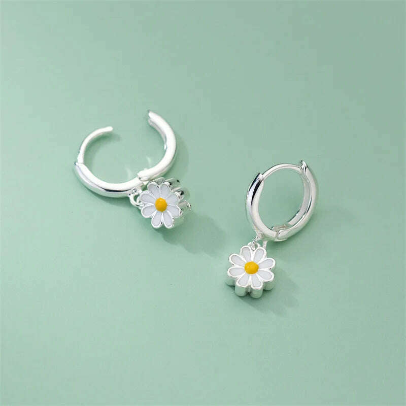 2023 New Daisy Flower Pendant Hoop Earrings For Women Korean Sweet Cute Hanging Earrings Girl Wedding Party Jewelry Gift - KIMLUD