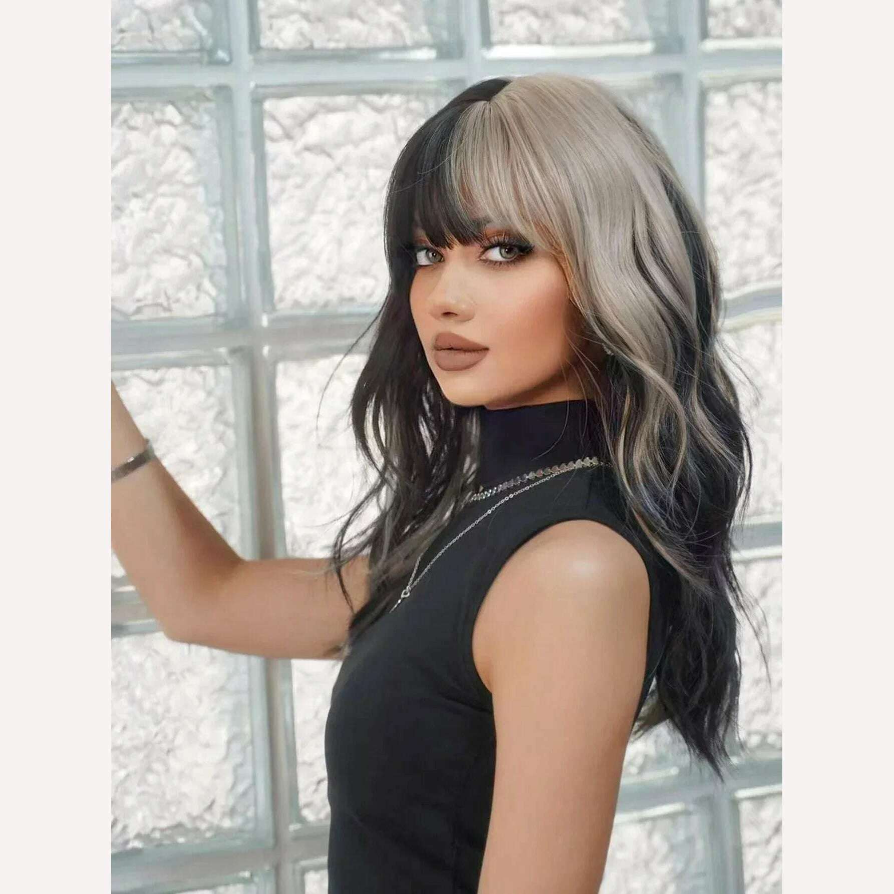 20Inch Silver Gray And Black Color Synthetic Wigs With Bang Long Natural Wavy Hair Wig For Women Cruella Cosplay Heat Resistant - KIMLUD