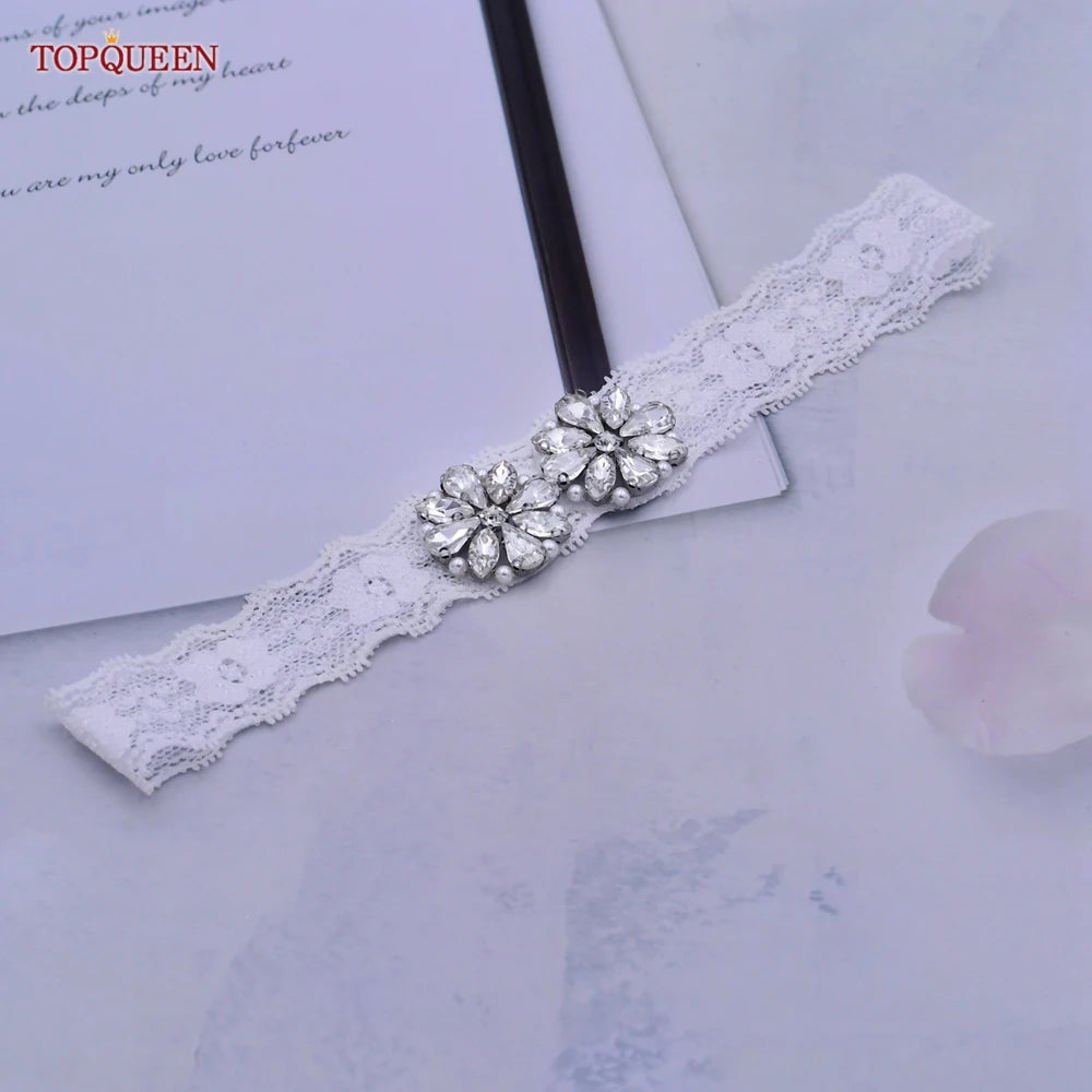 TOPQUEEN Sexy Girls Garter Set White Lace Bridal for Women Silver Rhinestone Belt Black Wedding Garters for Bride Dress S76