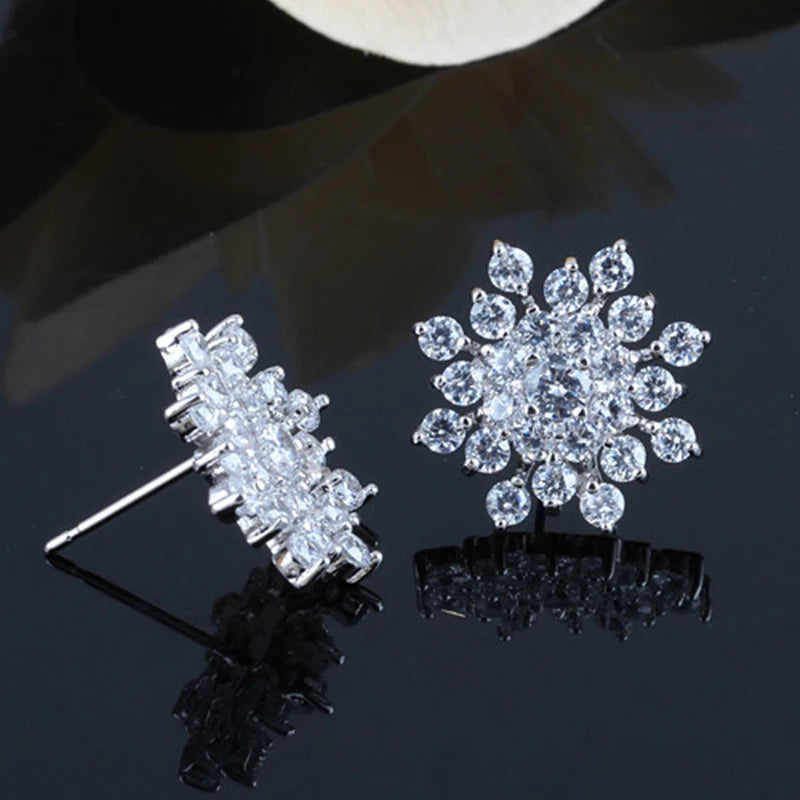 Korean Fashion Jewelry Exquisite Rhinestone Crystal Christmas Snowflake Flower Earrings Wholesale Boucles d'oreilles Oorbellen