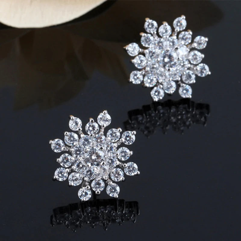 Korean Fashion Jewelry Exquisite Rhinestone Crystal Christmas Snowflake Flower Earrings Wholesale Boucles d'oreilles Oorbellen