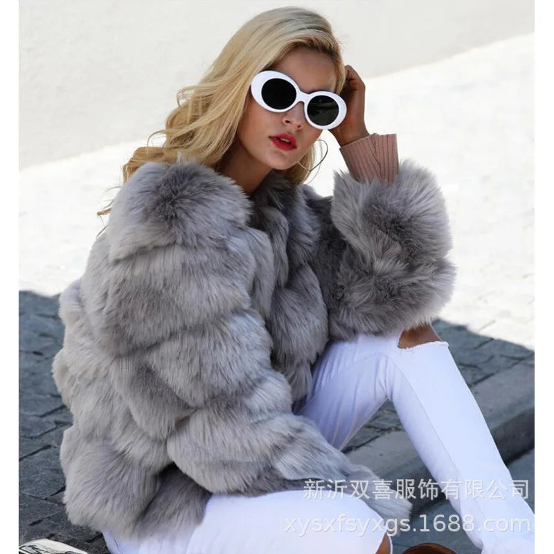 2024 winter Fashion thickened short faux fur women Trend Artificial Fur Solid Loose Short Coat Female Vintage Chic Elegant