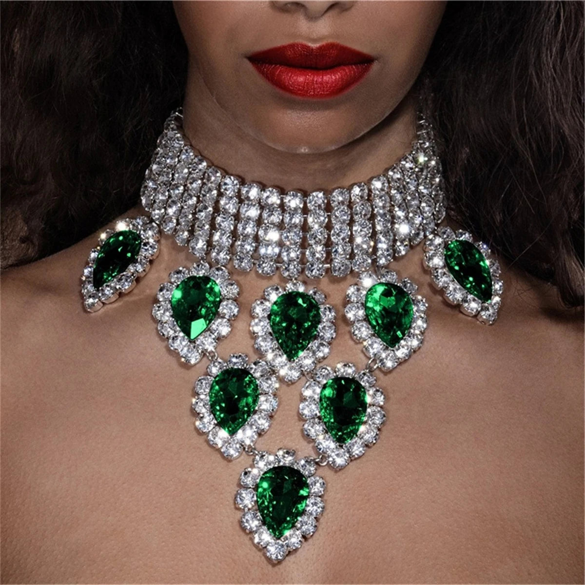 KIMLUD, Sparkling Exquisite Green Large Rhinestone Necklace Fashion Luxury Banquet Party Crystal Jewelry Necklace Wearing Accessories, KIMLUD Womens Clothes