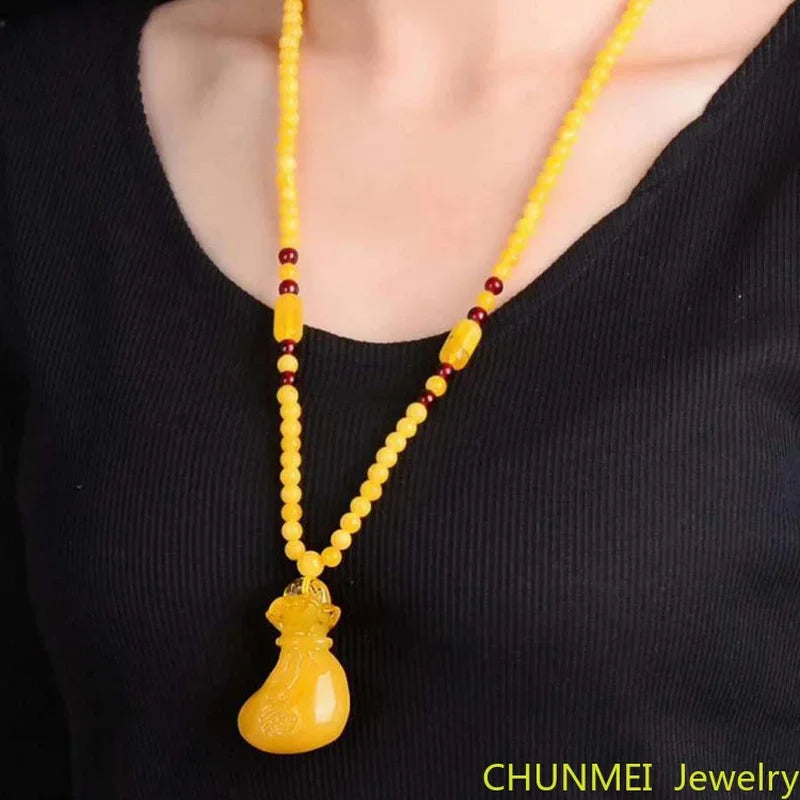 Honey Wax Money Bag Retro Style Pendant Men's and Women's Chicken Oil Yellow Beeswax Amber Carved Blessing Bag Necklace Pendant