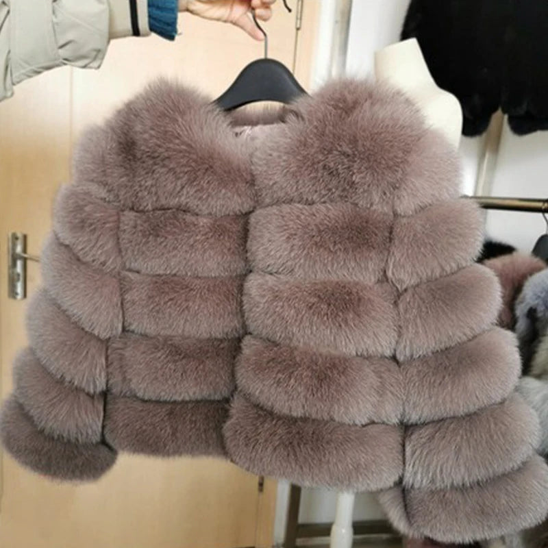 Faux Fur Short Coat Women Cropped Long Sleeve Artificial Fox Fur Jacket Women Winter Fluffy Top Thick Warm Furry Fur Outwears