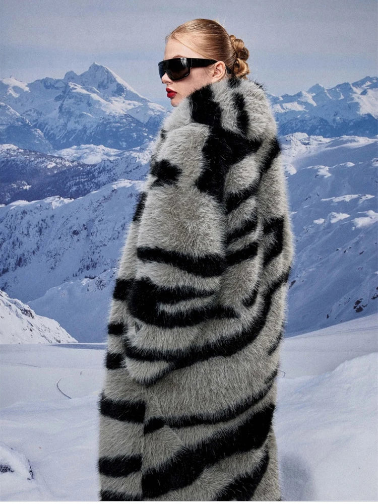 2024 Winter Vintage Thick Warm Long Faux Fur Coat Women Zebra-stripe Printed Fluffy Jacket Fur Coat Large Size Luxury Overcoat