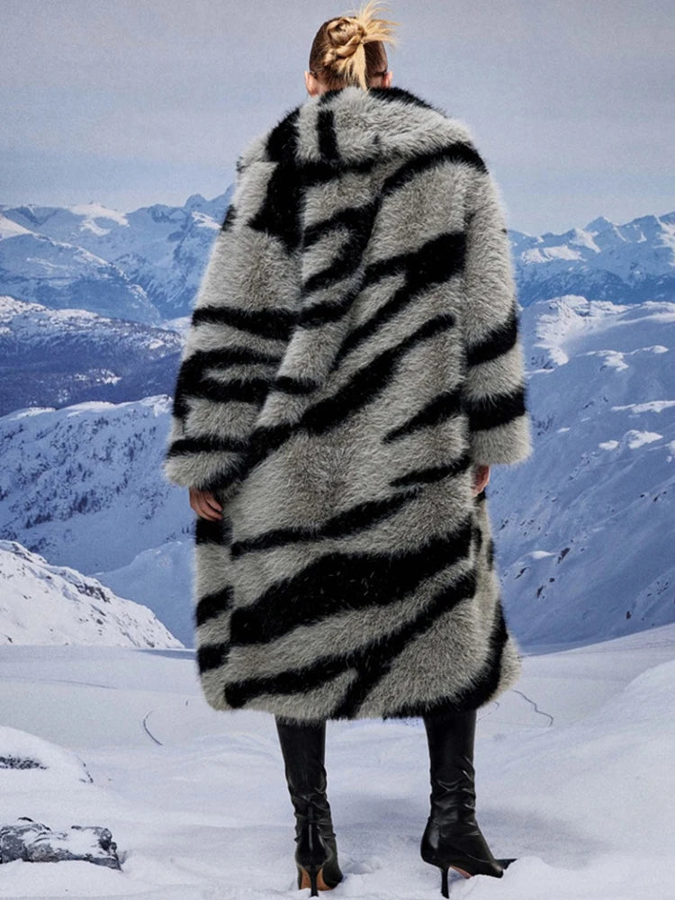 2024 Winter Vintage Thick Warm Long Faux Fur Coat Women Zebra-stripe Printed Fluffy Jacket Fur Coat Large Size Luxury Overcoat