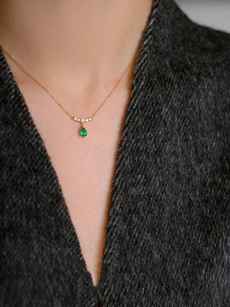 CCFJOYAS 925 Sterling Silver Emerald Water Drop shaped Pendant Necklace for Women Retro Light Luxury Clavicle Chain Best Gift