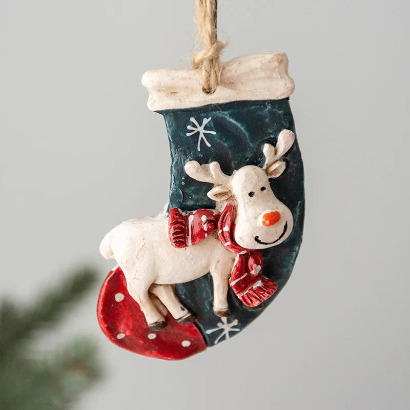 Christmas Decoration Crafts Small Resin Pendant Cute Horse Reindeer Pattern Design Xmas Tree Pendant Christmas Tree Decorations