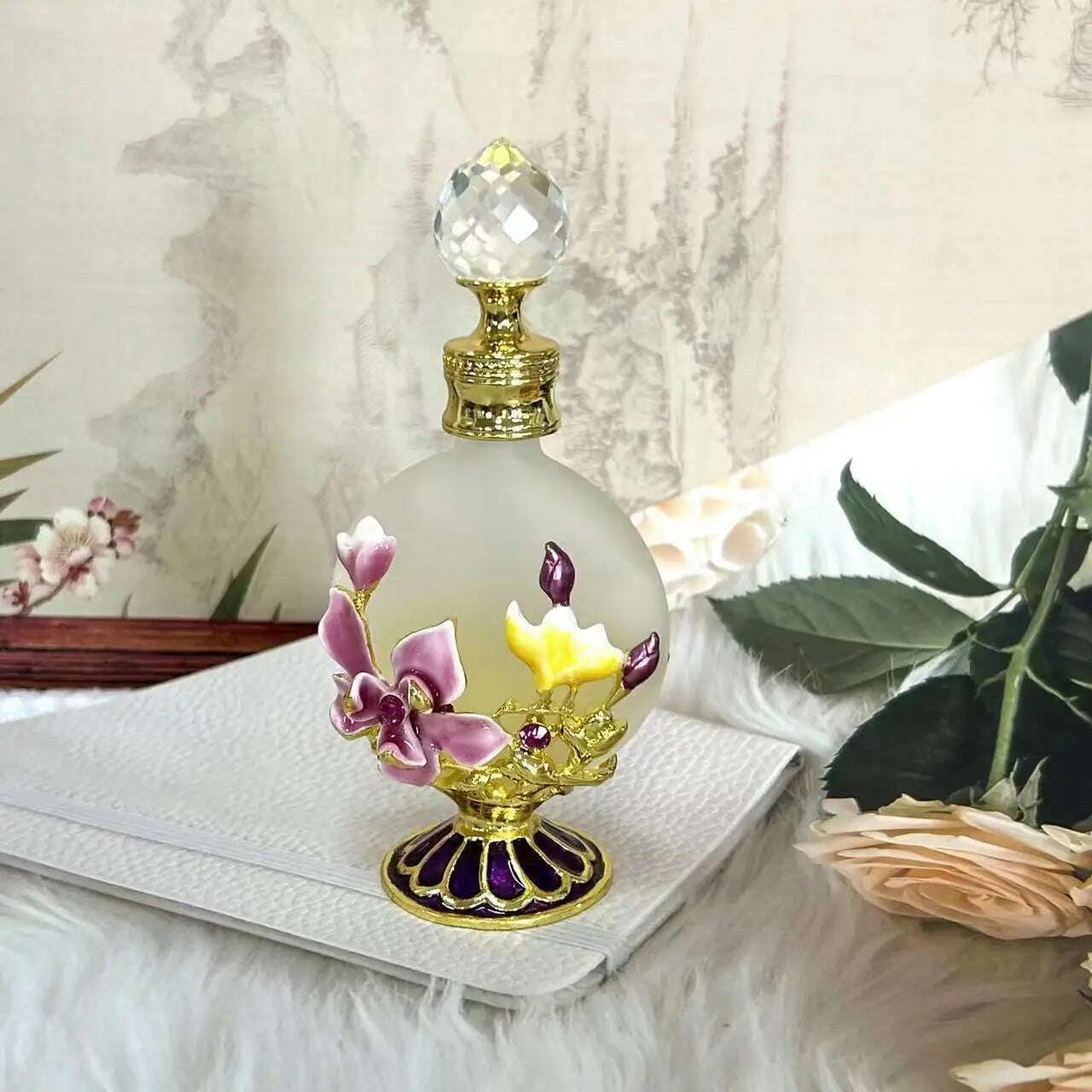 Ancient Arab Empty Perfume Bottle Vintage Refillable Antique Crystal Metal luxury Essential Oil Bottles Women Party Gift - KIMLUD