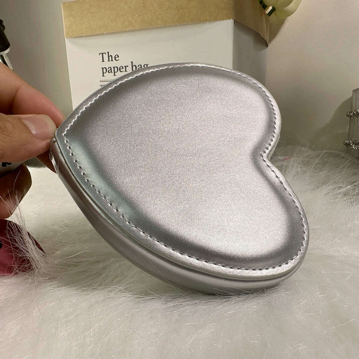 KIMLUD, Cute Wallets for Women 2023 Fashion Wallet Card Coin PU Leather Purse with Zipper Girl Holder Lady Heart Shape Kawaii Clutch Bag, silvery, KIMLUD APPAREL - Womens Clothes