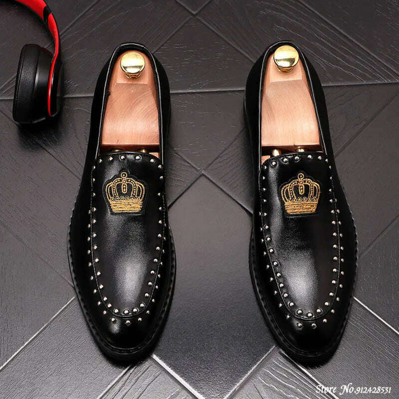 KIMLUD, Designer Brand Casual Shoes Men Britain Crown Embroidery Rivet Oxford Homecoming Dress Wedding Prom Loafer Sapato Social Zapatos, KIMLUD Womens Clothes