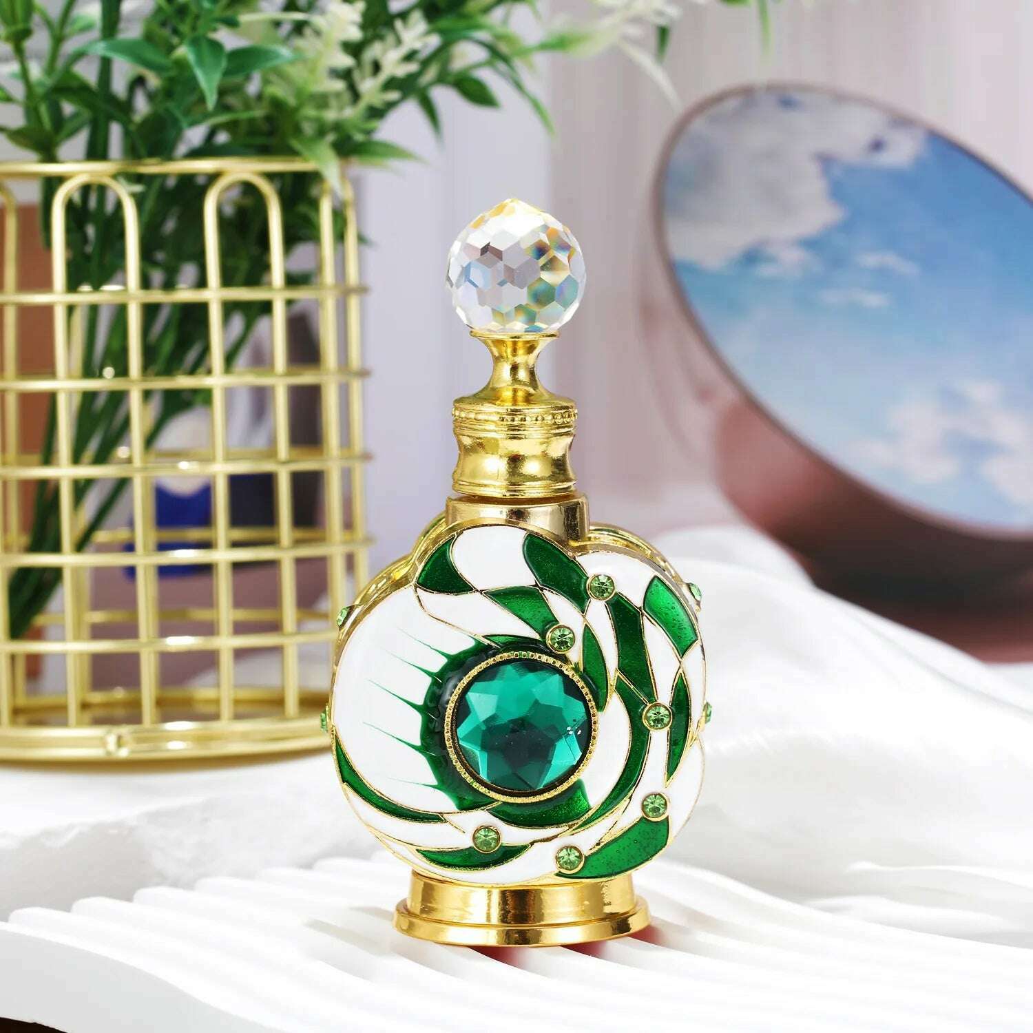 Diamond-encrusting exquisite 12ml Arab Dubai network red high-end perfume bottle dispenser bottle refined oil bottle empty bottl - KIMLUD