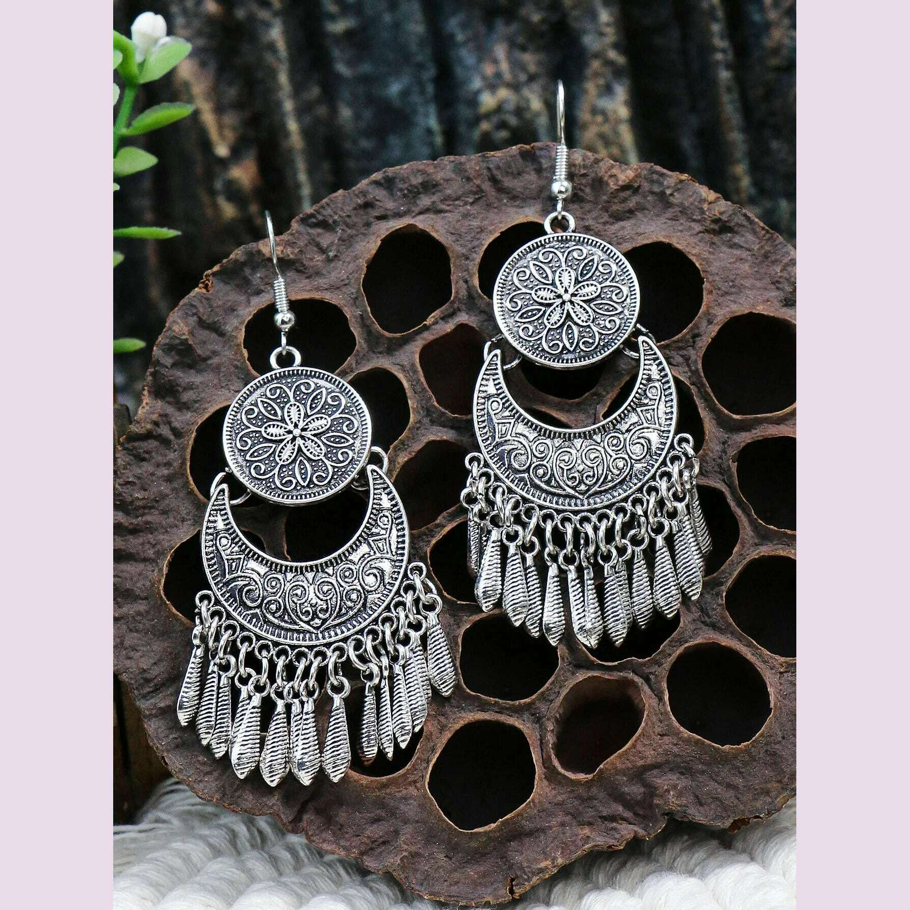 KIMLUD, Ethnic Style Metal Long Style Tassel Earrings Retro Premium Earrings Jewelry Ladies Gift, KIMLUD Womens Clothes