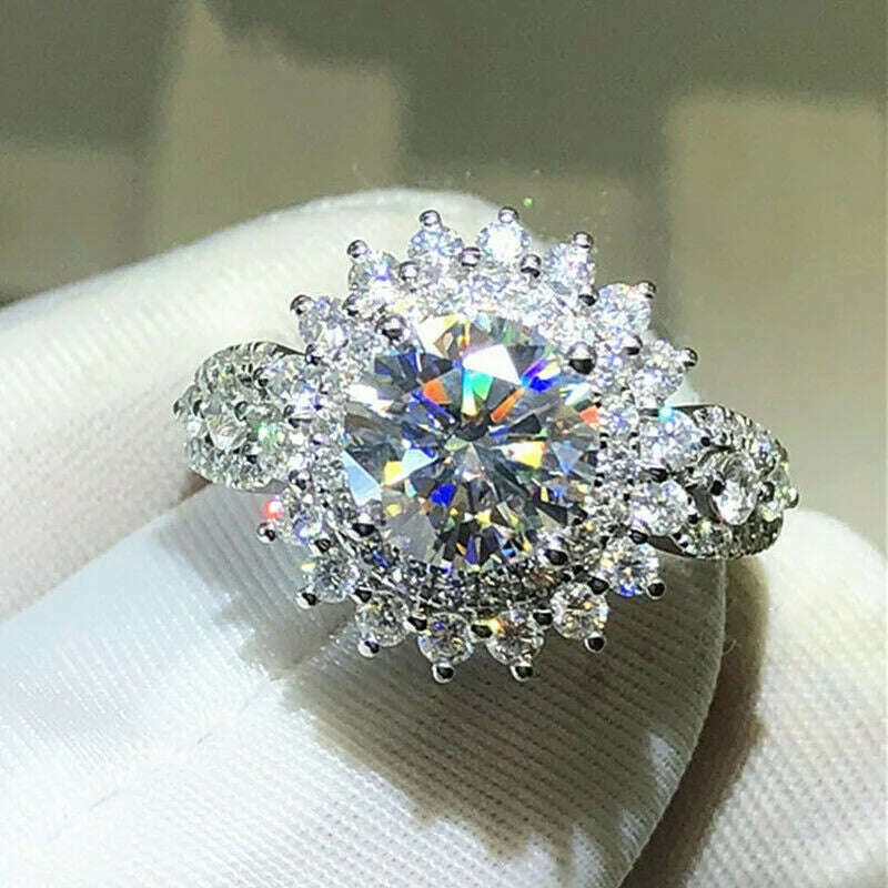 Exquisite Silver Color Wedding Rings for Women Luxury Fashion Inlaid with White Zircon Stones Party Engagement Ring Jewelry - KIMLUD