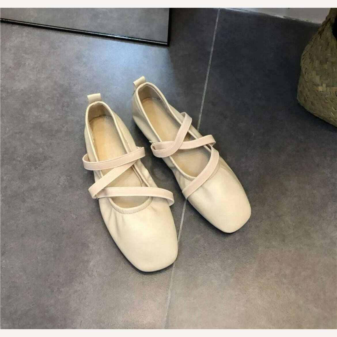 Fashionable Flat Bottom French Small Red Ballet Shoes 2023 New Spring and Autumn Casual Women's Shoes with Shallow Mouth - KIMLUD