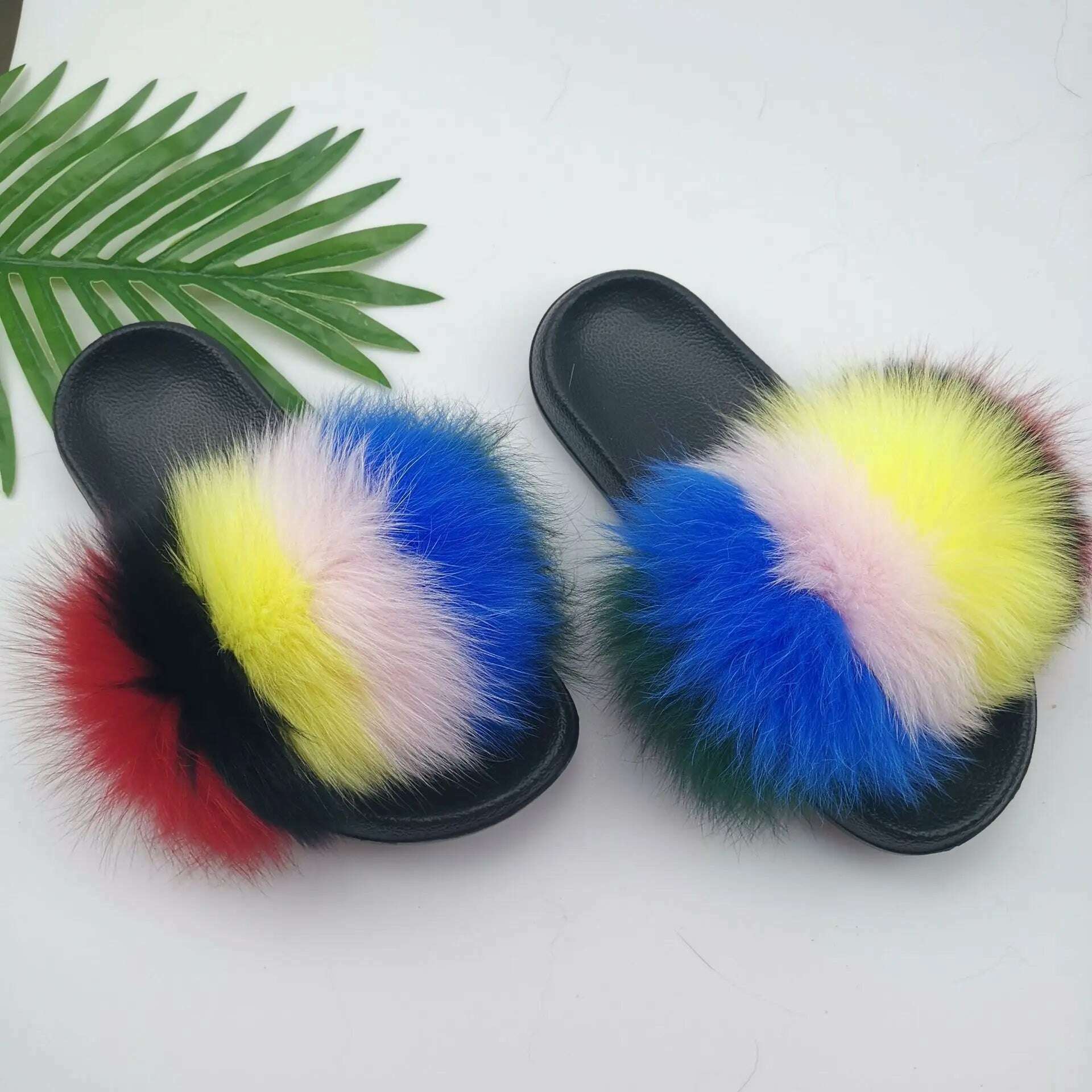 KIMLUD, Fluffy Raccoon Fur Slippers Shoes Women Fur Flip Flop Flat Furry Fur Slides Outdoor Sandals  Fuzzy Slippers Woman Amazing Shoes, KIMLUD Womens Clothes