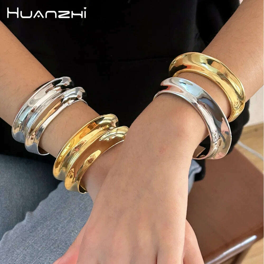 HUANZHI Double Layered Wave Frisbee Smooth Chunky Metal Bangle Open Bracelet for Women Girls Exaggerated Punk Cool Jewelry Gifts - KIMLUD