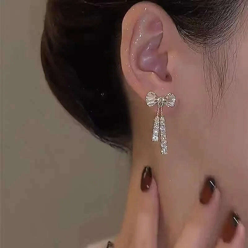 New Crystal Drop Earrings with Bling Bling Cubic Zirconia Temperament Women Earrings High Quality Silver Color Trendy Jewelry - KIMLUD