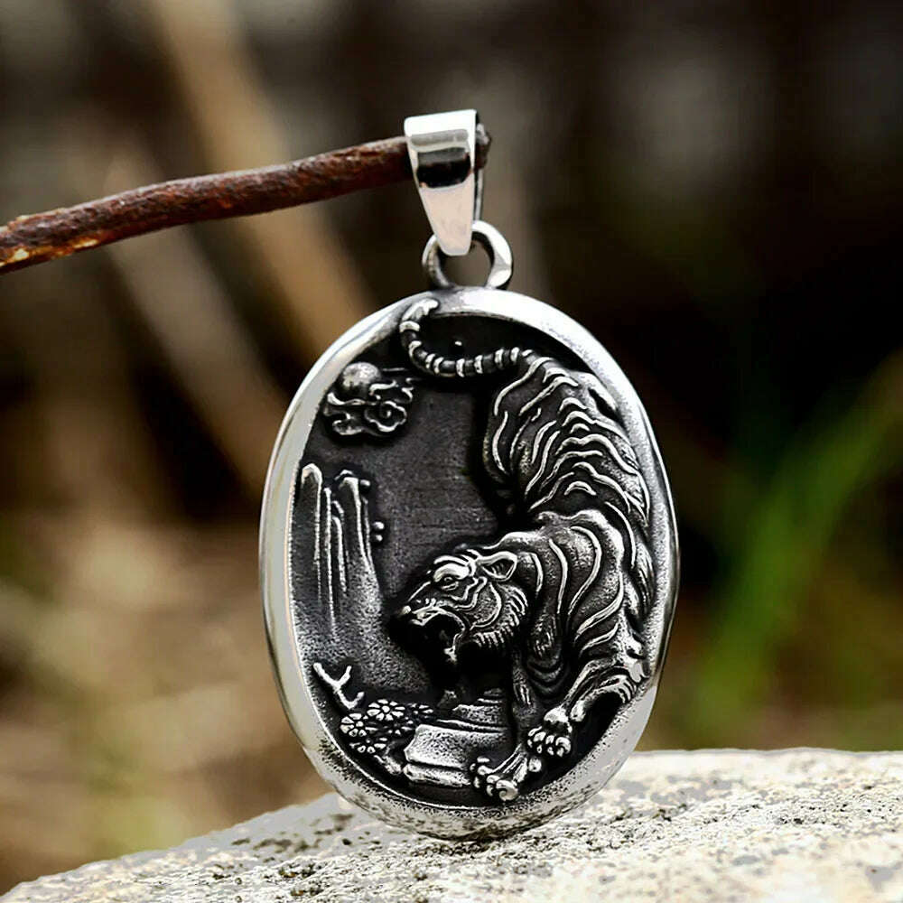 New Design Stainless Steel Tiger Pendant Necklace For Men Punk Domineering Animal Necklaces Fashion Creative Jewelry Wholesale - KIMLUD