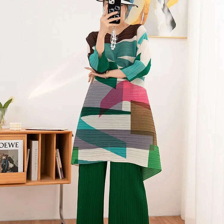 KIMLUD, Miyake Pleated Women's Suit Women's Fashion Two-piece Set 2023 Autumn and Winter New Style Printed Mid-length Top Wide-leg Pants, KIMLUD Womens Clothes