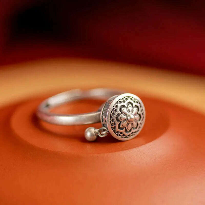 Shuangshuo Anti Stress Anxiety Ring Mandala Flower Finger Rings for Woman Open Adjustable Spinner Rings Fidget Ring Boho Jewelry - KIMLUD