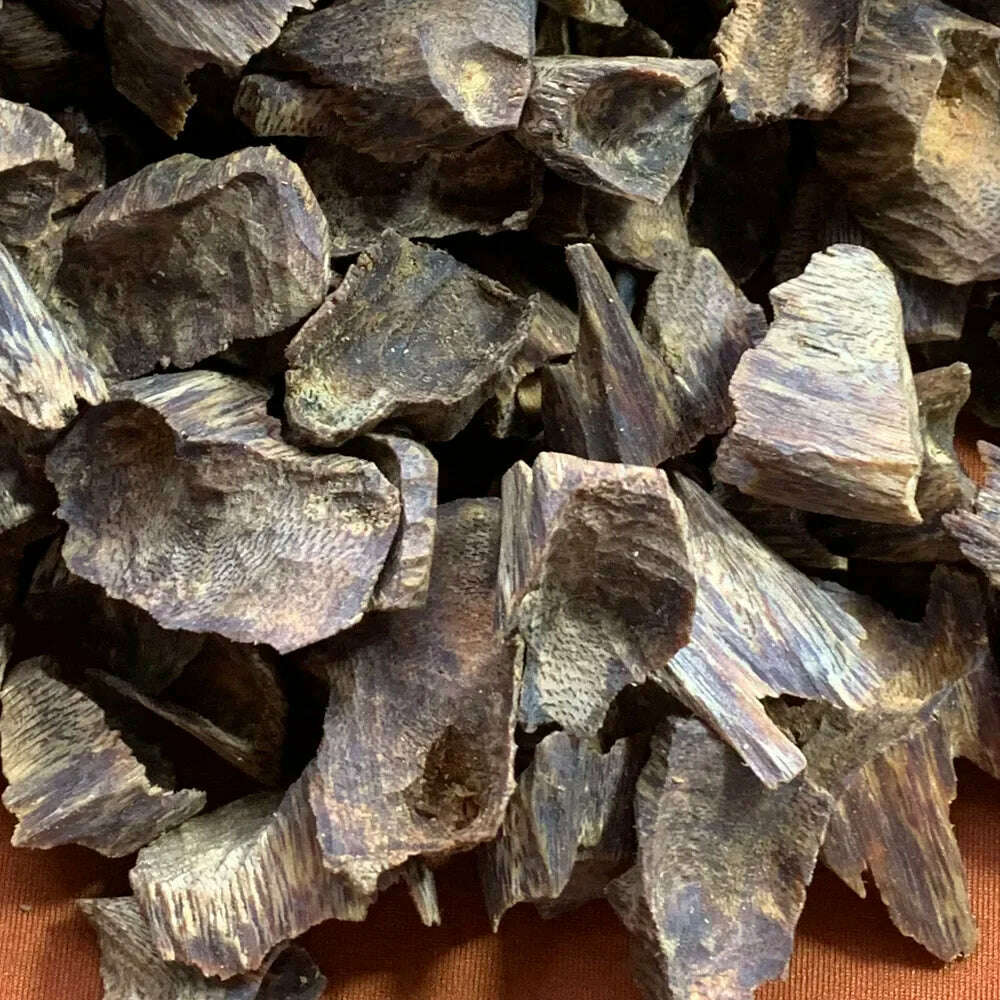 Wholesale Genuine Chinese Kynam Incense Wood Chips Yellow Oil Natural Qi Nan Fragrance Home Fresh Room Aroma - KIMLUD