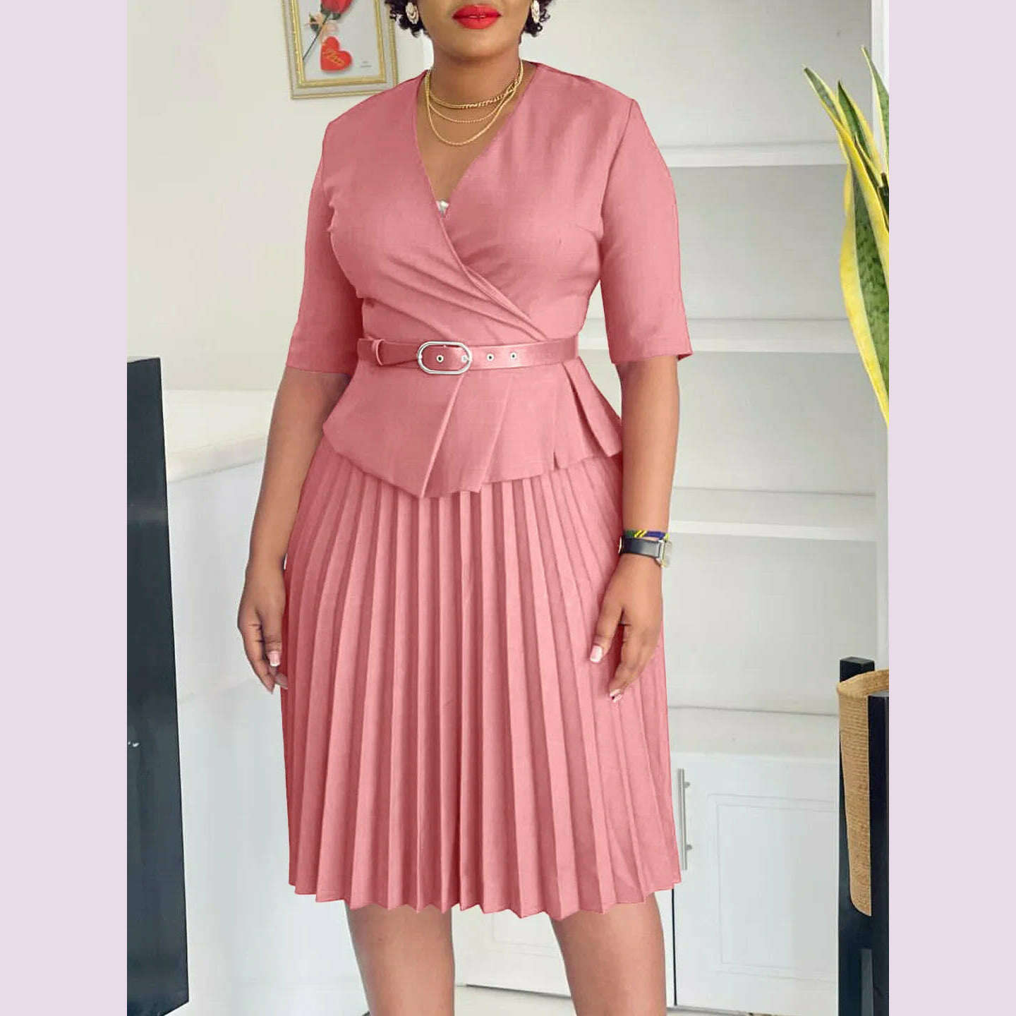 Women's 2024 new fashion plus size temperament commuter V-neck pleated dress - KIMLUD