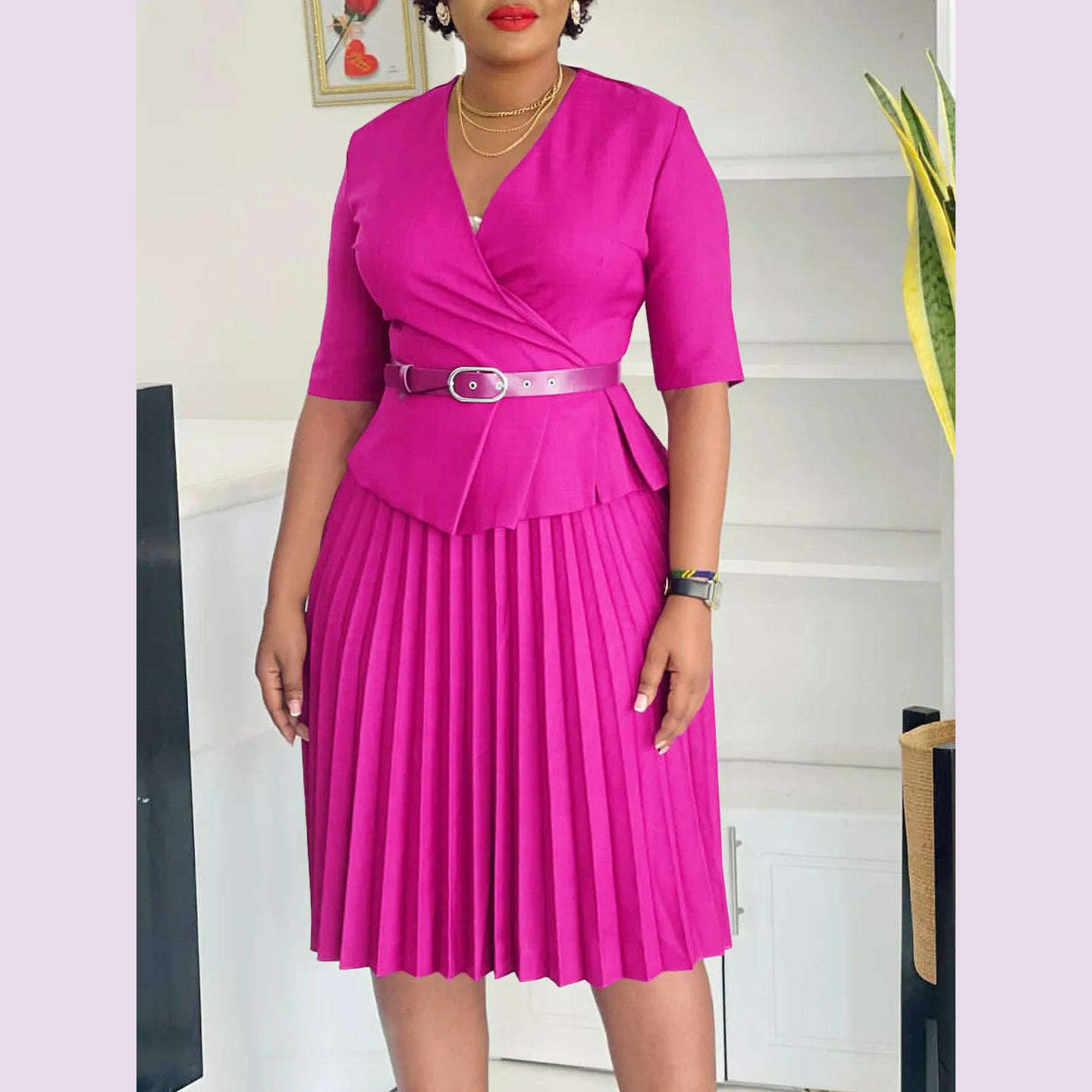 Women's 2024 new fashion plus size temperament commuter V-neck pleated dress - KIMLUD